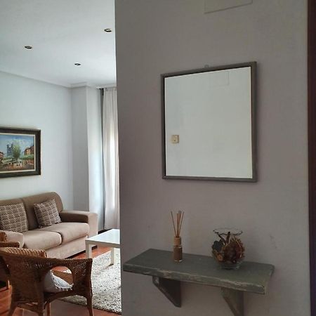 Casco Historico- Vivienda De 2 Habitaciones Con Parking Oviédo Exterior foto