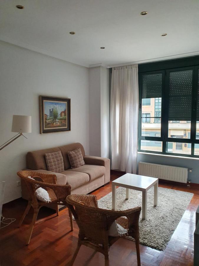 Casco Historico- Vivienda De 2 Habitaciones Con Parking Oviédo Exterior foto
